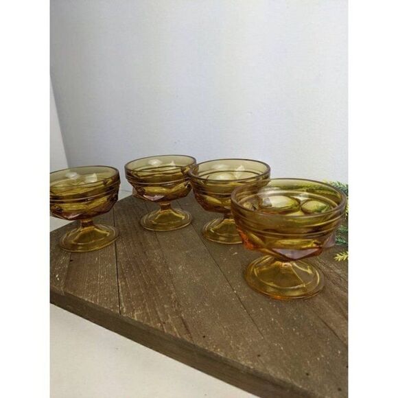 Anchor Hocking Fairfield dessert glass, yellow parfait cup set of 4 - Picture 3 of 6